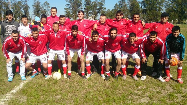 ARRANCÓ TERCERA