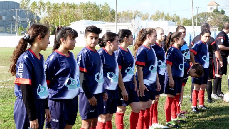 ELLAS TAMBIÉN JUGARON