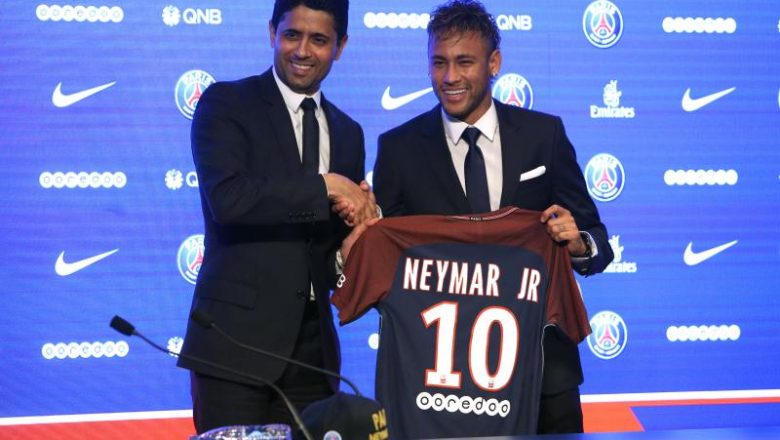Contratos y estrategias de agentes en el fútbol
