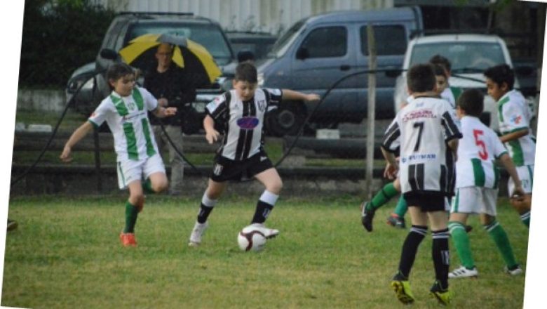 Fútbol Infantil volvería en abril