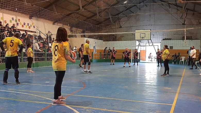 Fin de semana de Newcom y Voley