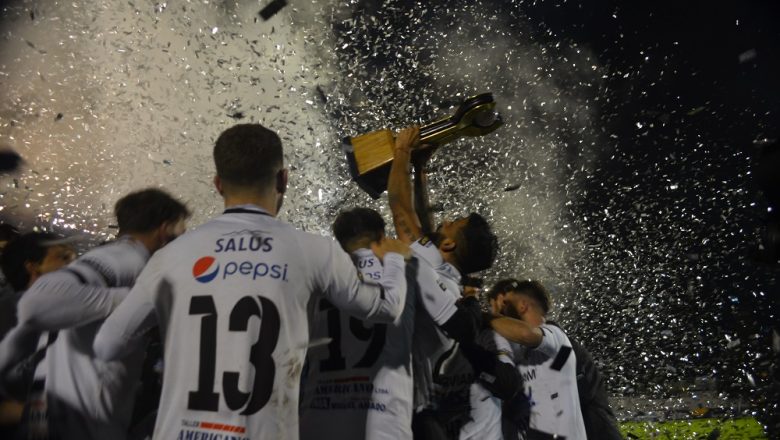 Las fotos del título