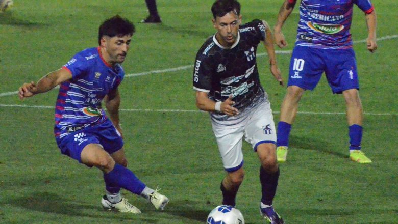 Ganó y es puntero de la serie
