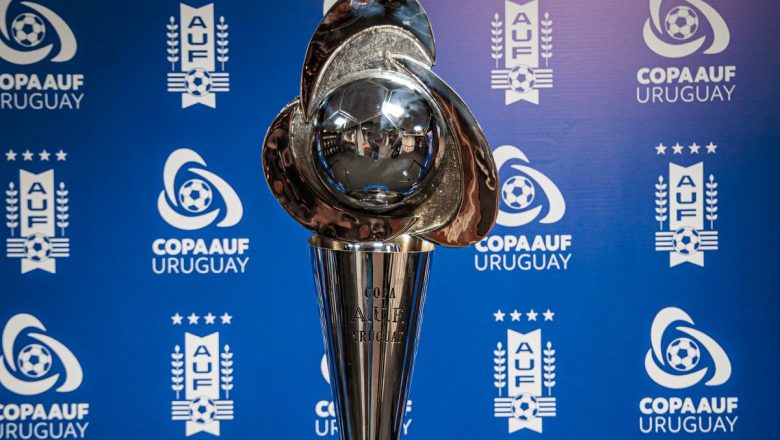 Peñarol es el rival de Río Negro