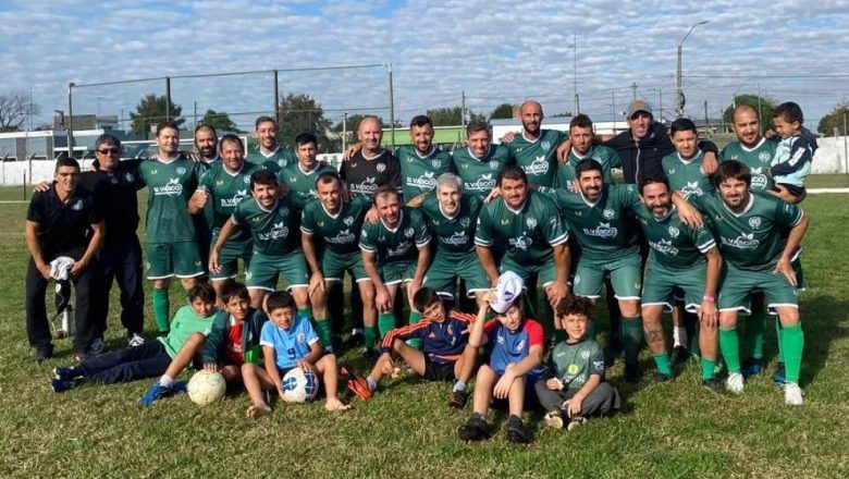 Juventud Unida es líder de las dos tablas