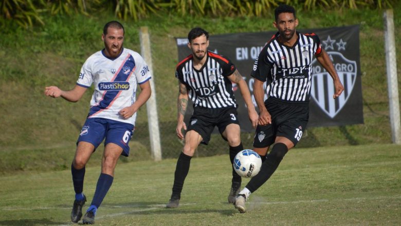 Sin grandes luces ganó bien