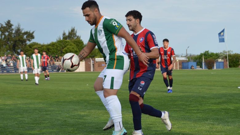 En la hora Universal se mantuvo en carrera