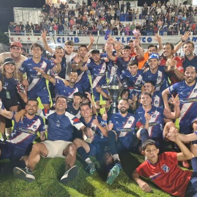 El tricampeonato se celebra en Libertad