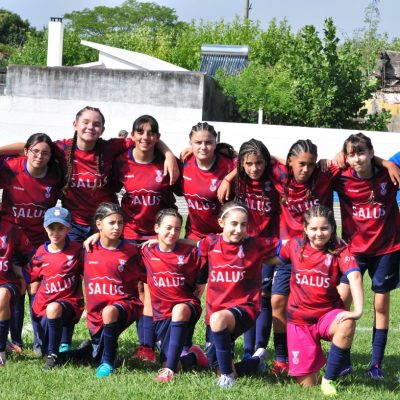 Las niñas empezaron con el Apertura