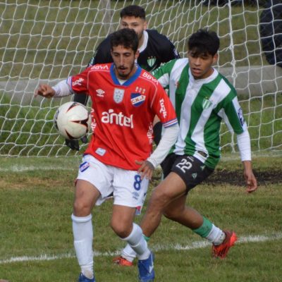 Universal ganó el duelo de punteros