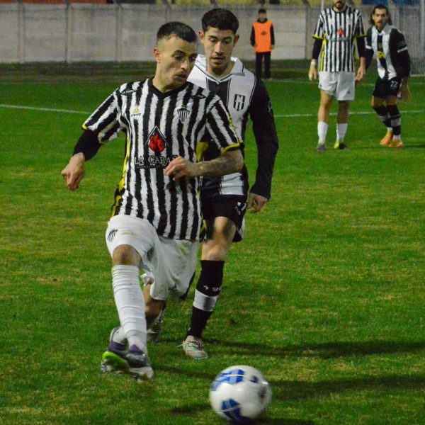 El primer puesto del Apertura sigue en disputa