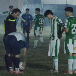 Corta diferencia entre cinco equipos