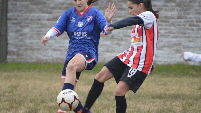El balón empieza a rodar en el interior