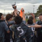 El decano festejó en cuarta división