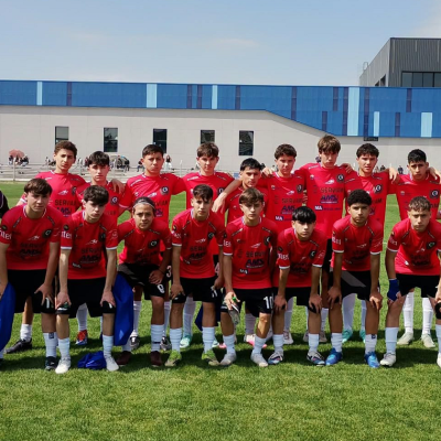 Con empate se abrió la llave de octavos