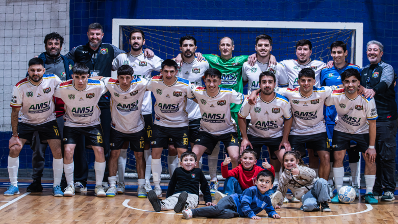 De atrás ganó para ser finalista